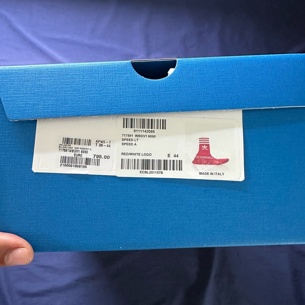 Balenciaga Vibrant Red Knit Sneakers - Picture 4 of 5